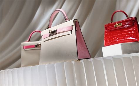 An expert’s guide to Hermès Mini Kelly handbags .